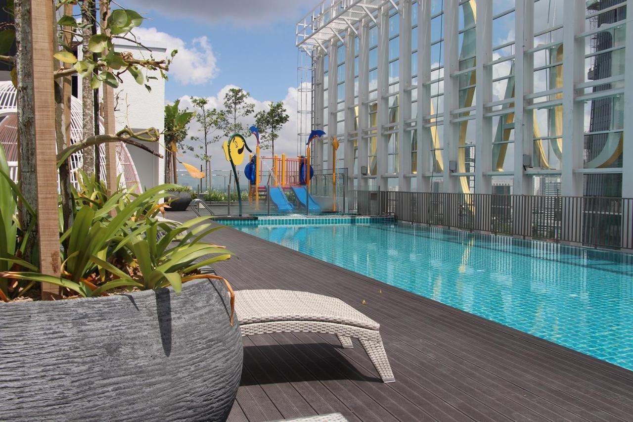 Suasana Residence By Nest Home Johor Bahru Exterior photo
